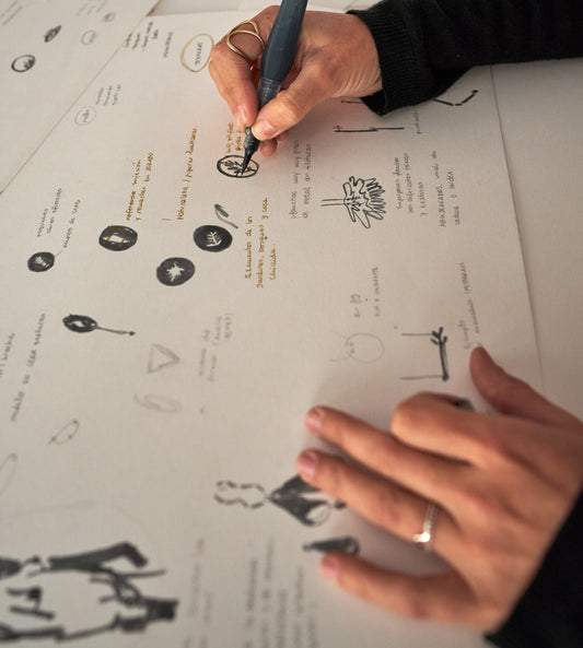 Les bases du dessin de bijoux : donner forme à une idée