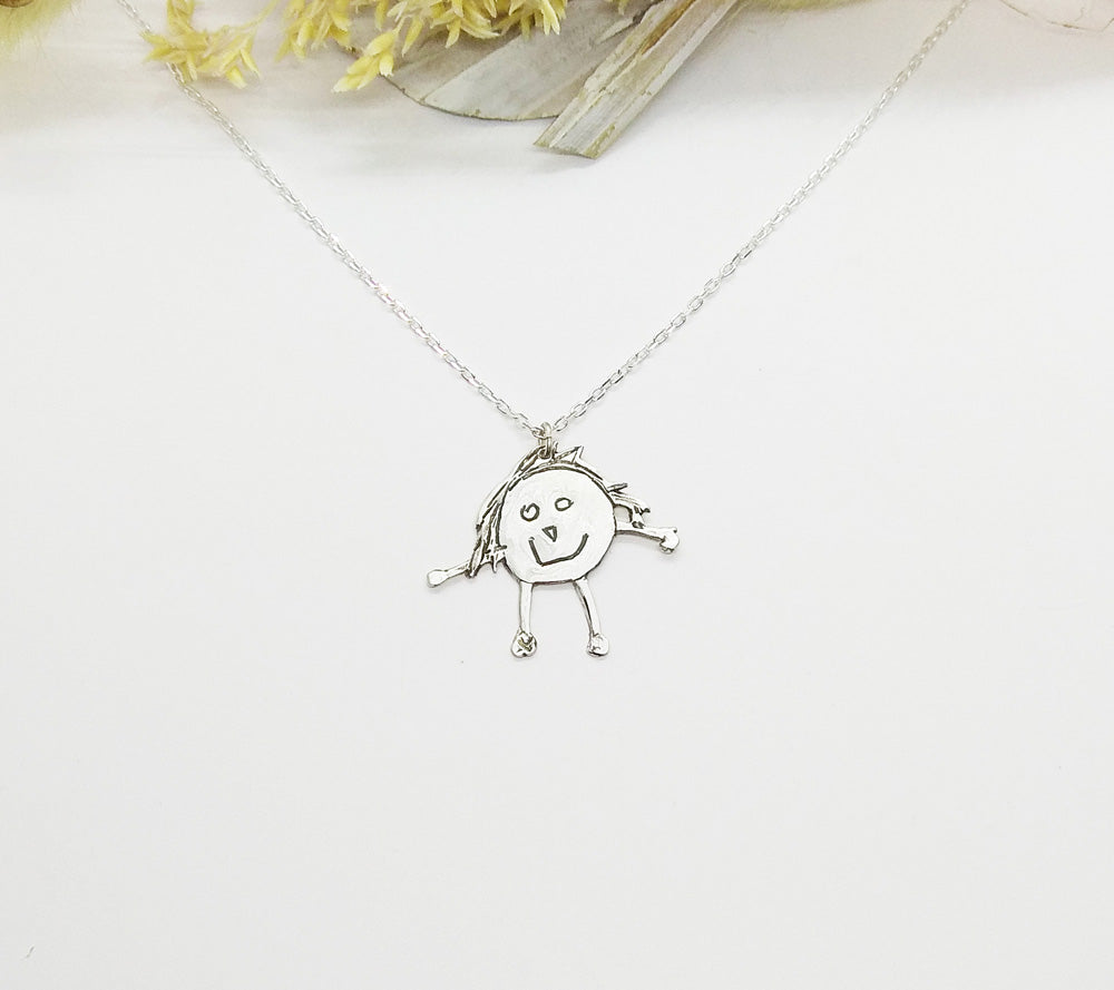 Pendentif en argent à partir du dessin de votre enfant